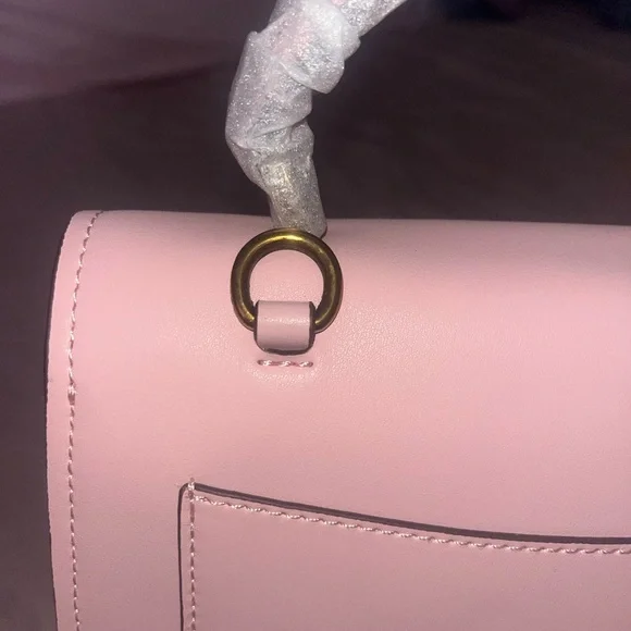 ( SOLD) Coach Parker Tea Rose twistlock bag - Picture 4 of 5